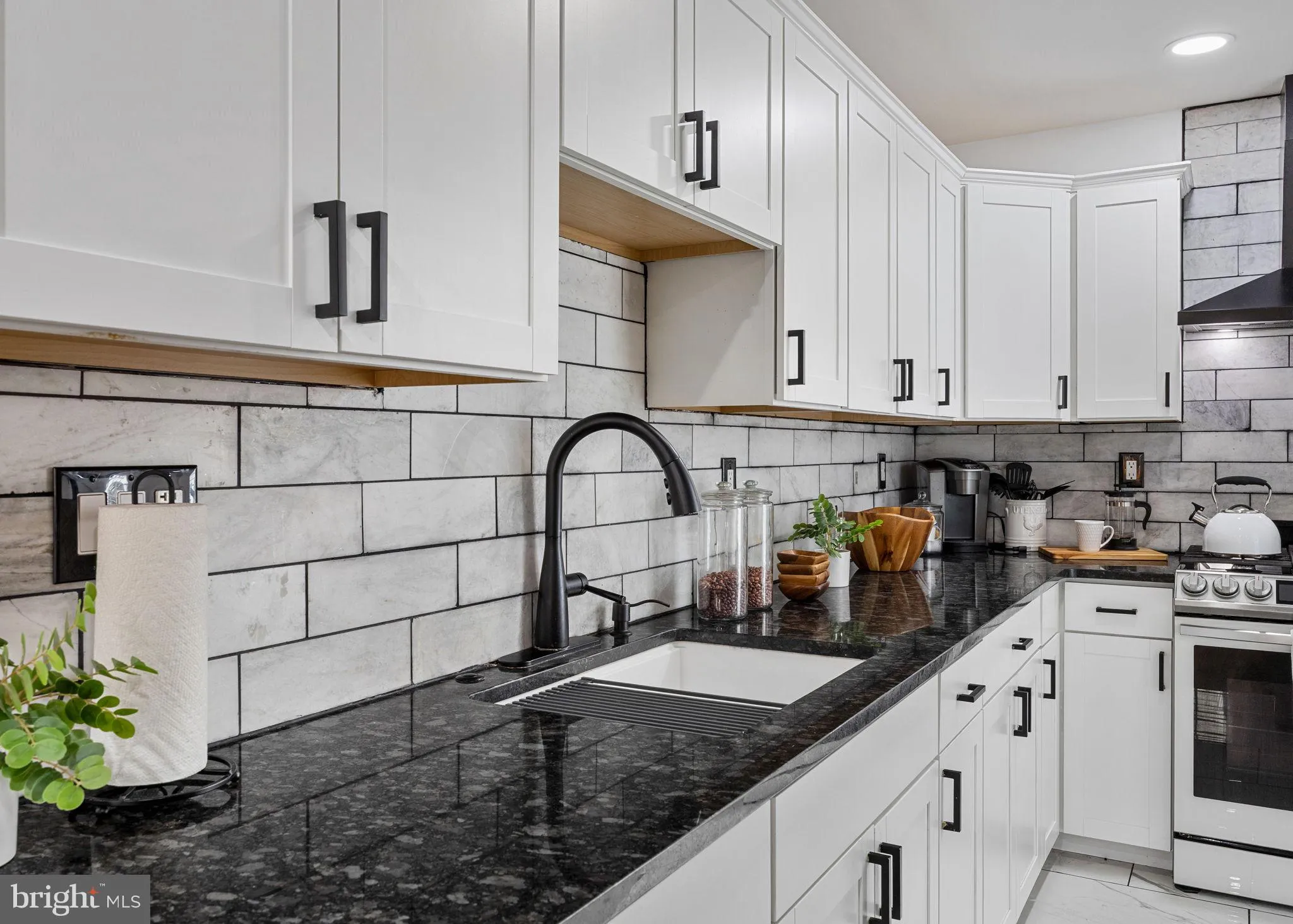 Philadelphia, Pennsylvania 19125, United States, 3 Bedrooms Bedrooms, ,2 BathroomsBathrooms,Residential,Active,215948