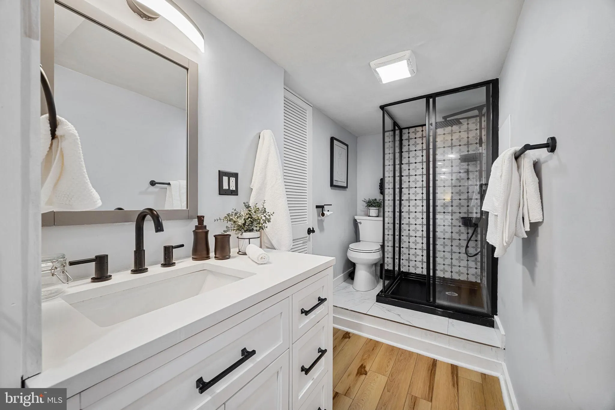 Philadelphia, Pennsylvania 19125, United States, 3 Bedrooms Bedrooms, ,2 BathroomsBathrooms,Residential,Active,215948