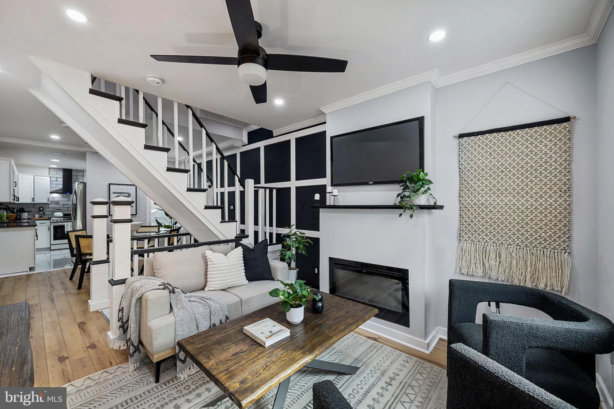 Philadelphia, Pennsylvania 19125, United States, 3 Bedrooms Bedrooms, ,2 BathroomsBathrooms,Residential,Active,215948