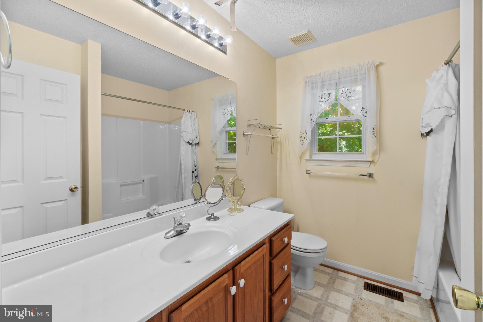 COBB ISLAND - Residential