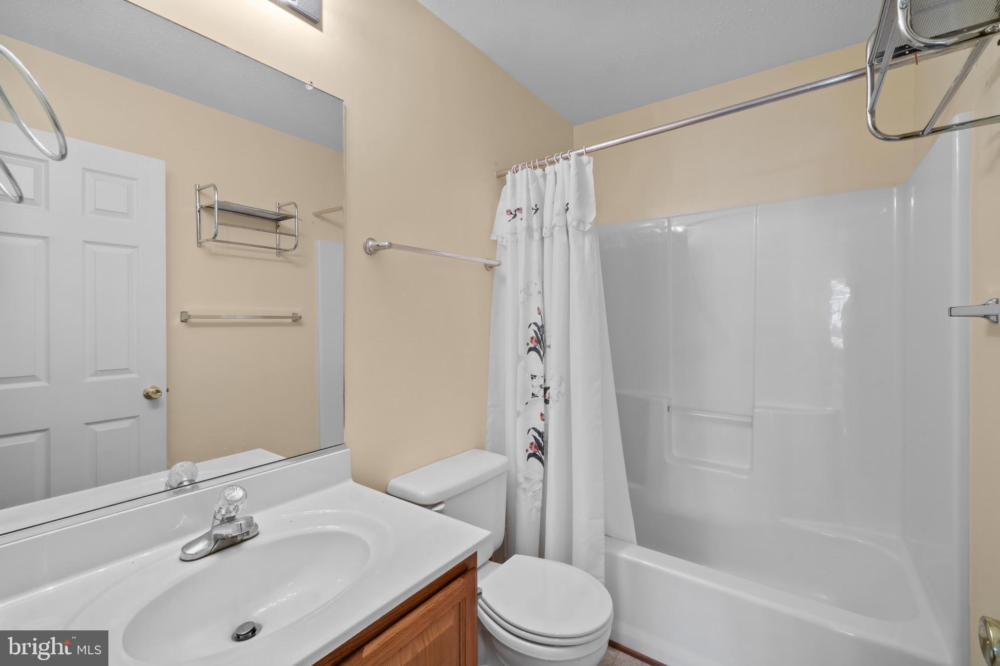 COBB ISLAND - Residential