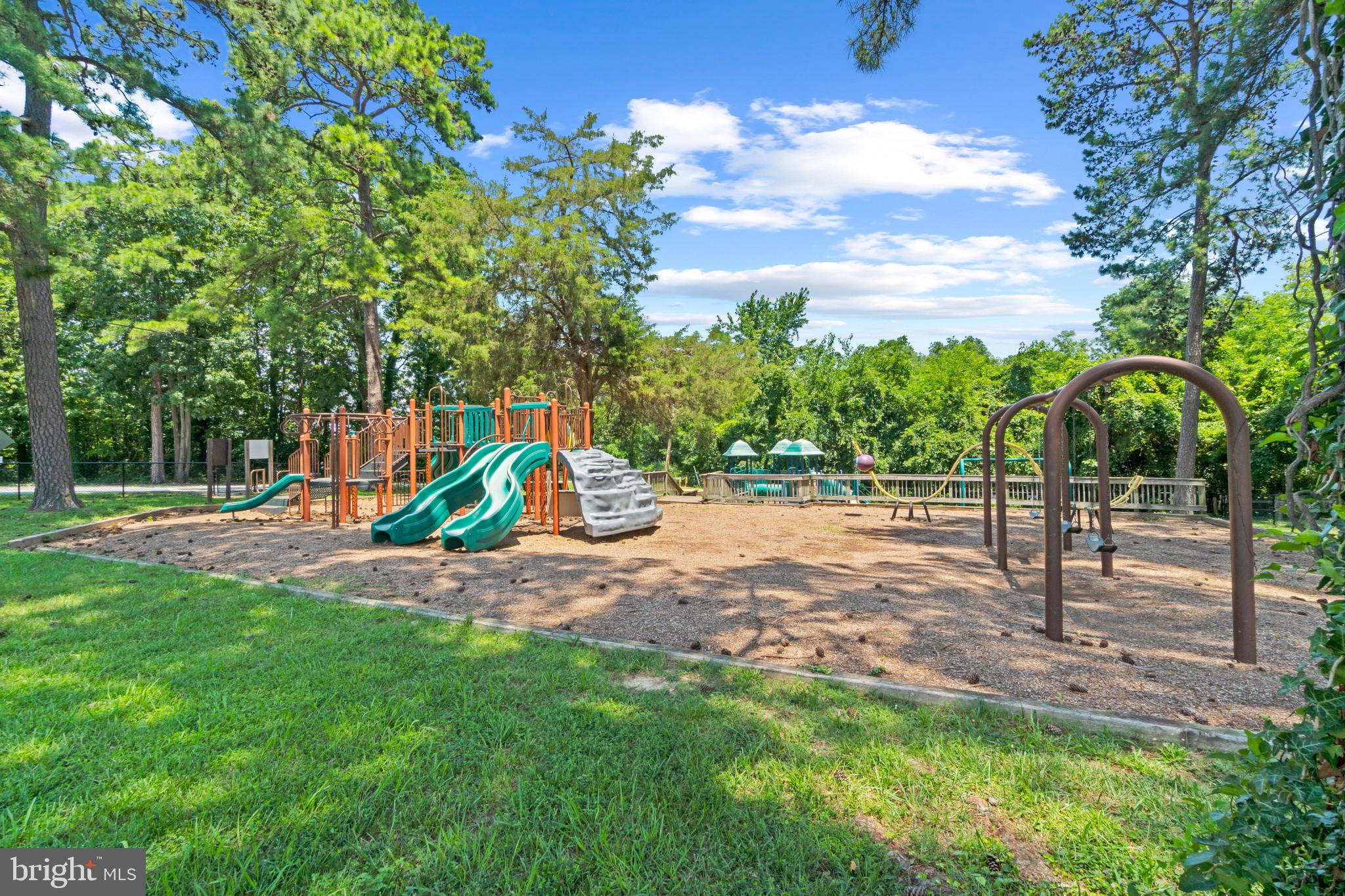 COBB ISLAND - Residential