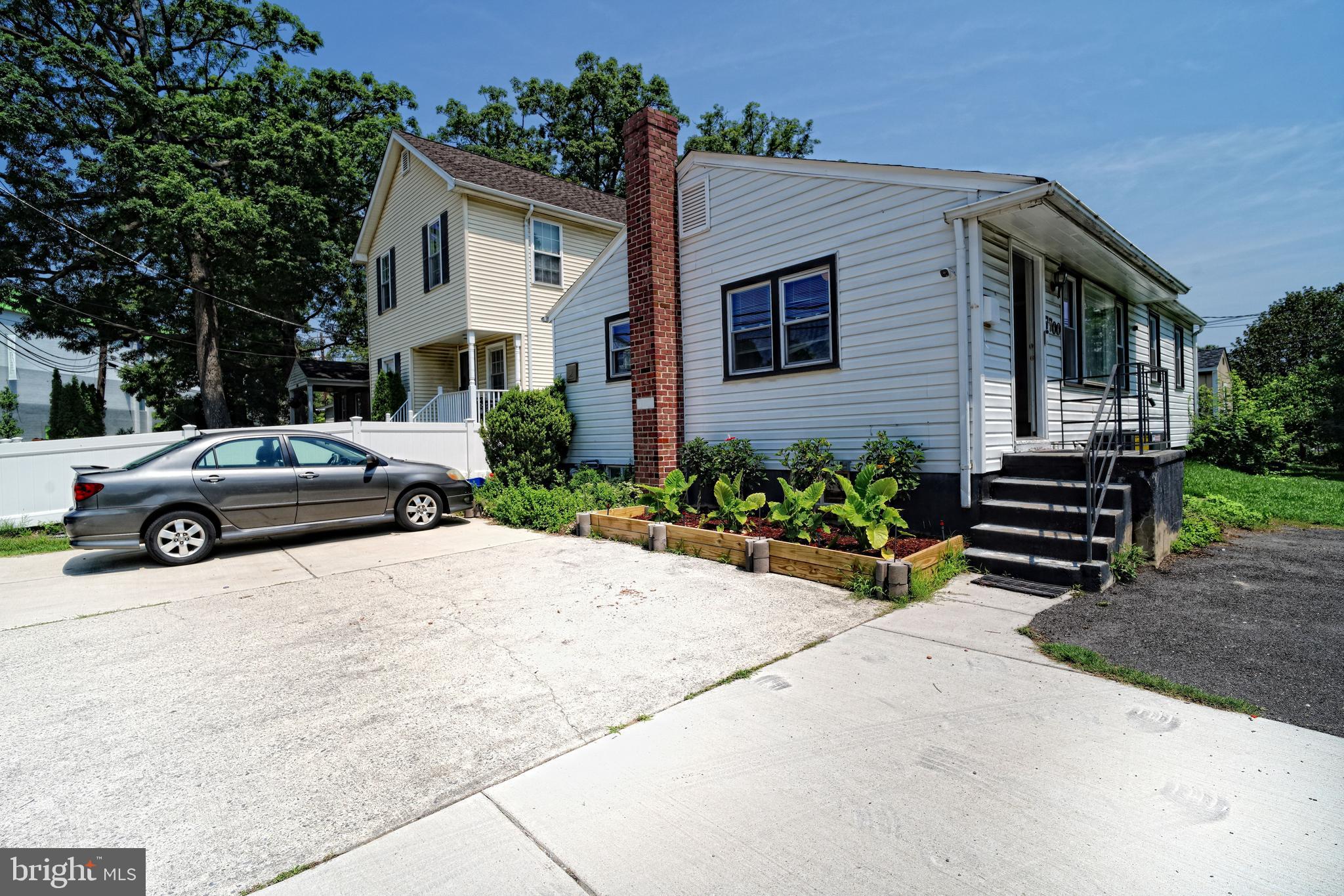 Welcome to this beautifully appointed Single house in downtown Silver Spring in front of Montgomery College. Incredible Rancher/Rambler located in the Blair subdivision of Silver Spring. This 5-bedroom 2 full bathroom gem sports an updated kitchen boasting updated stainless steel appliances, ample cabinet space, new flooring, and plumbing. Other features include new windows, updated bathrooms, finished basement, refinished hardwood floors, off-street parking & 2 reserved street parking spaces, and much more. Walk to Metro Stations, Montgomery College Takoma Park Campus, Jessup Blair and Bell Zeigler Parks, Downtown Silver Spring shopping/restaurants/grocery stores, and much more.
A 24 + Month lease is preferred. Applicants should have a minimum credit score of 650. The house is Vacant, showing anytime. Contact the listing agent or schedule a showing in the MLS.