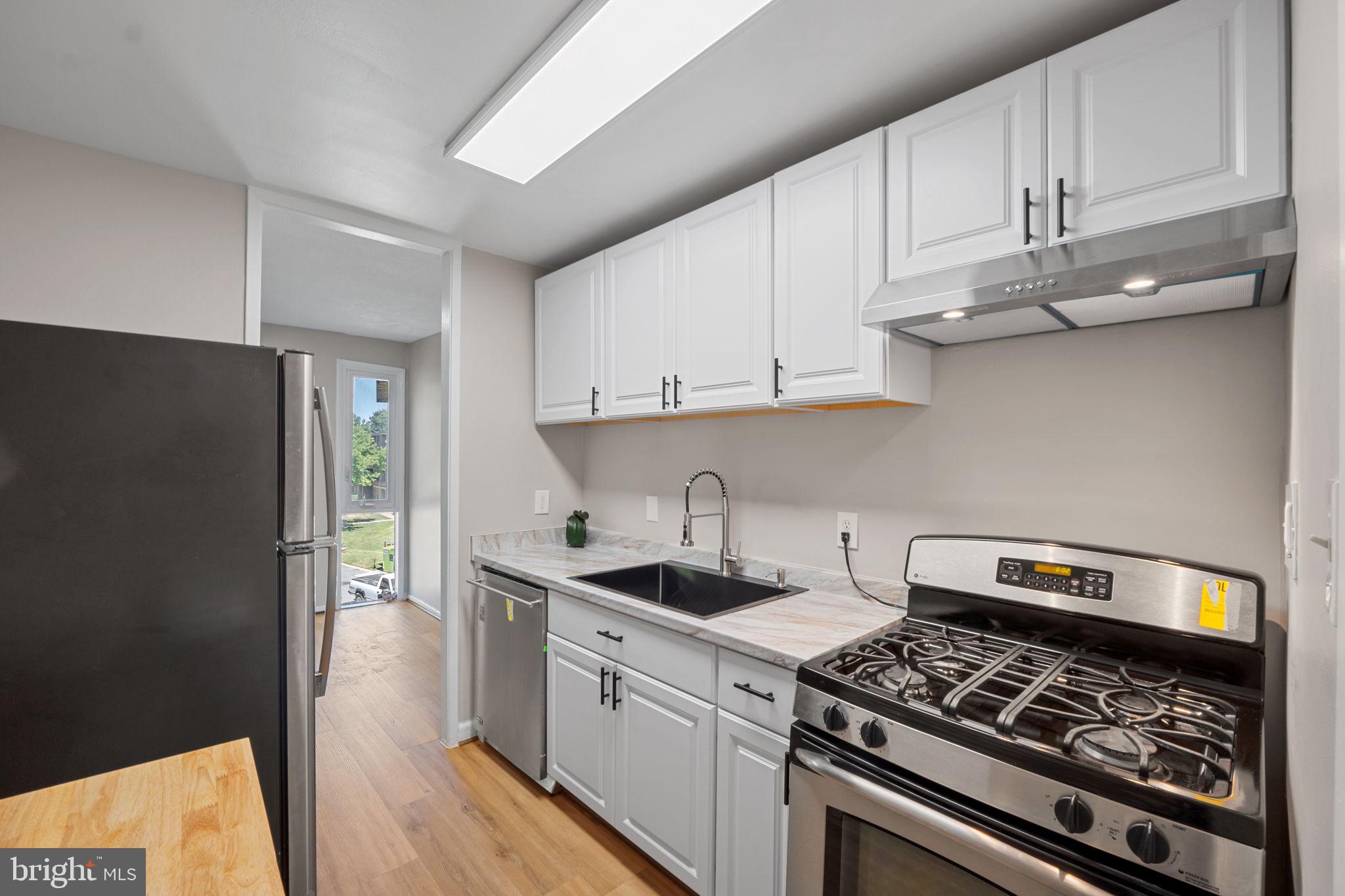 HOLLY HILL CONDOMINIUMS - Residential