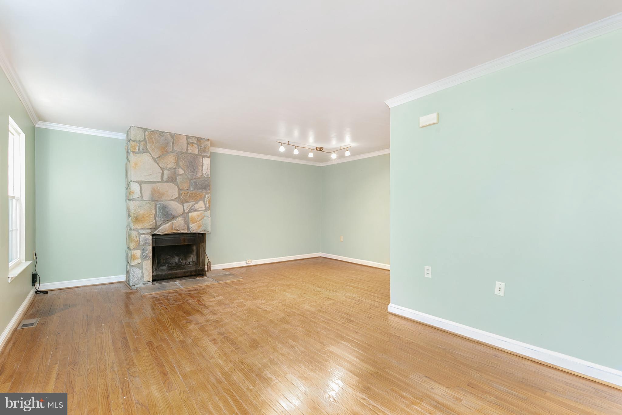 BURKE CENTRE CONSERVANCY - Residential