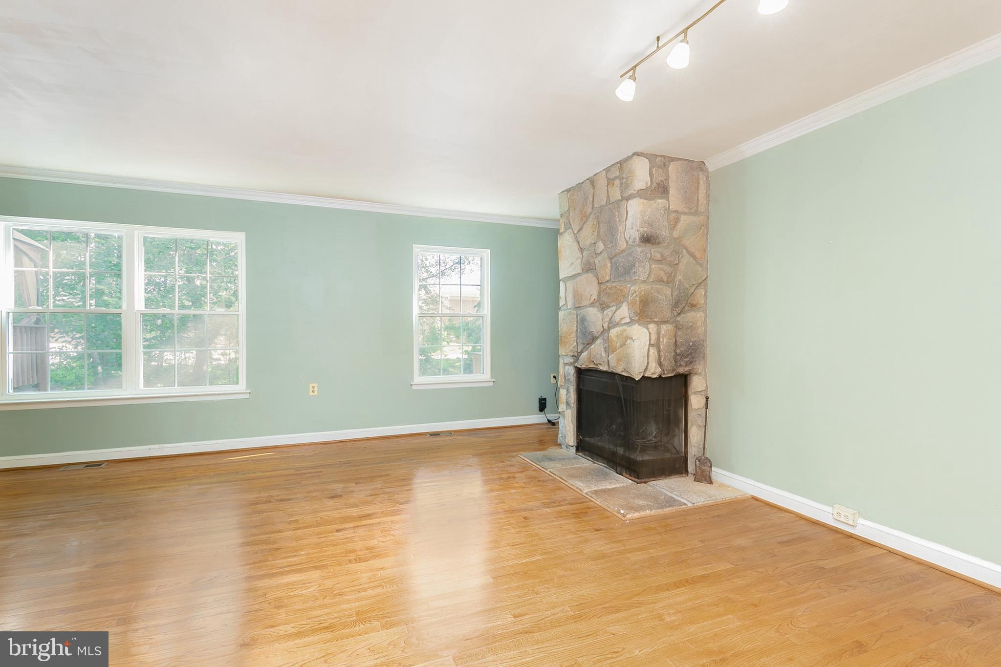 BURKE CENTRE CONSERVANCY - Residential