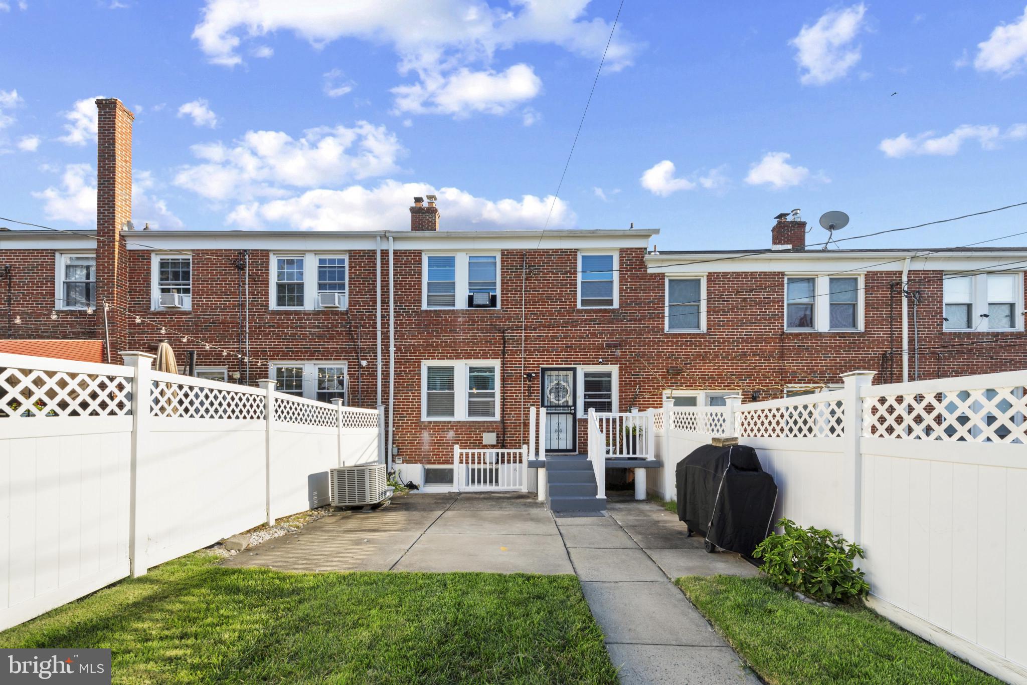 EDNOR GARDENS - LAKESIDE - Residential