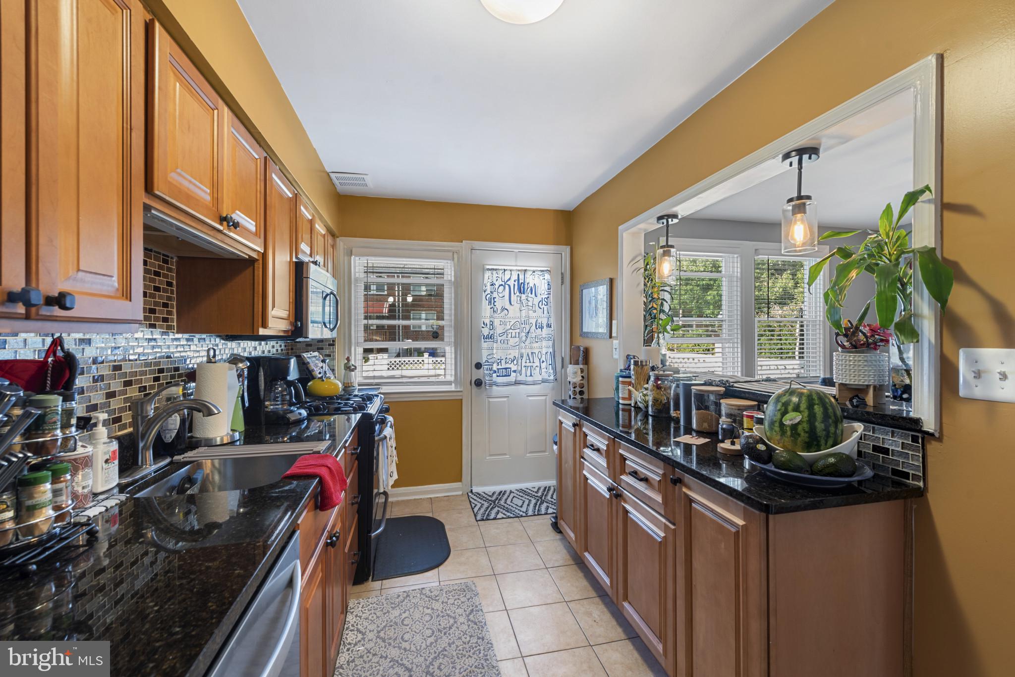 EDNOR GARDENS - LAKESIDE - Residential