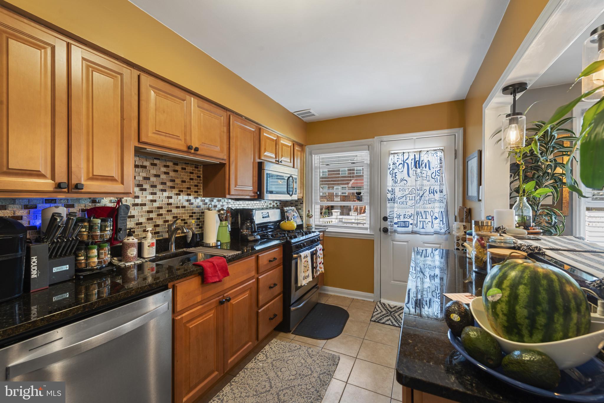 EDNOR GARDENS - LAKESIDE - Residential