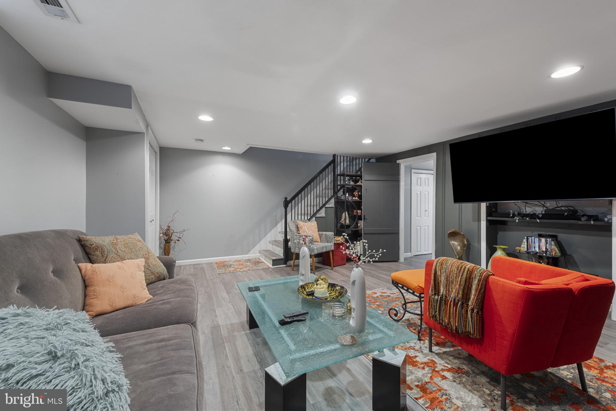 EDNOR GARDENS - LAKESIDE - Residential