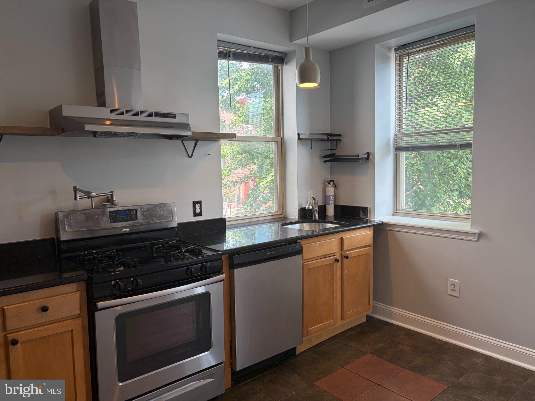 115 E GIRARD AVENUE 2