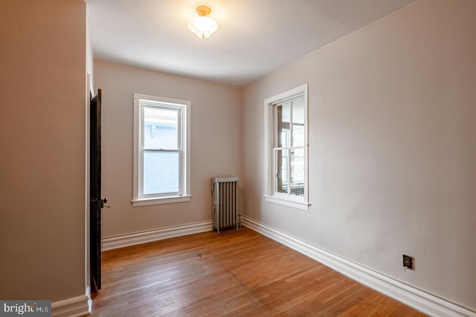 MOHNTON LAWN - Residential