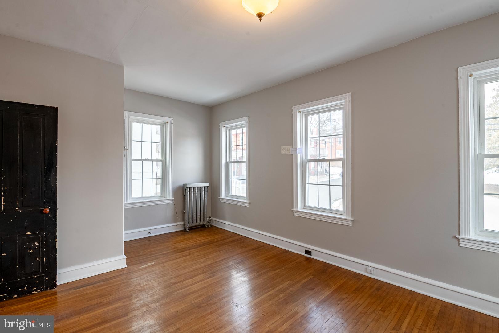 MOHNTON LAWN - Residential