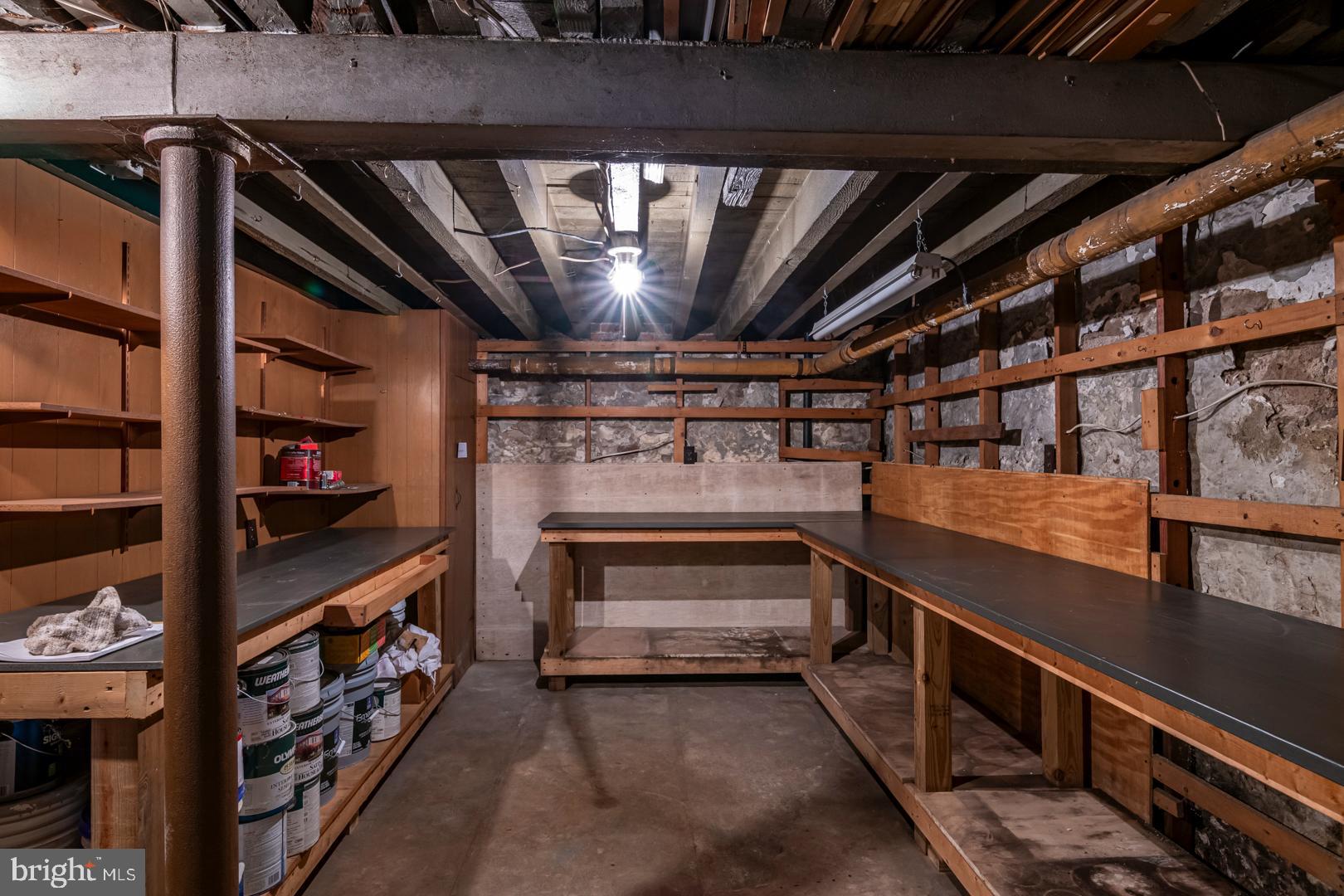 MOHNTON LAWN - Residential