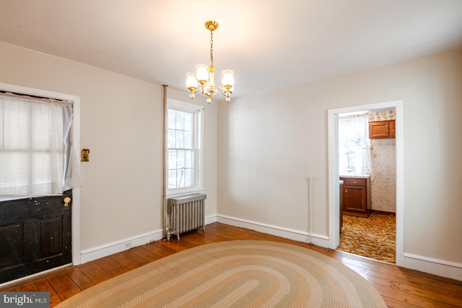 MOHNTON LAWN - Residential