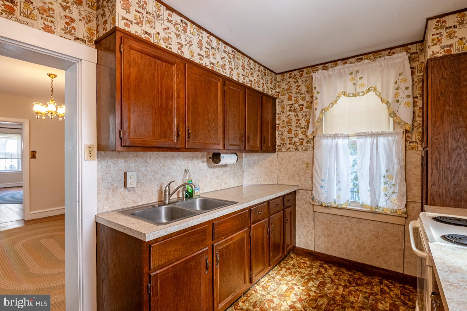 MOHNTON LAWN - Residential