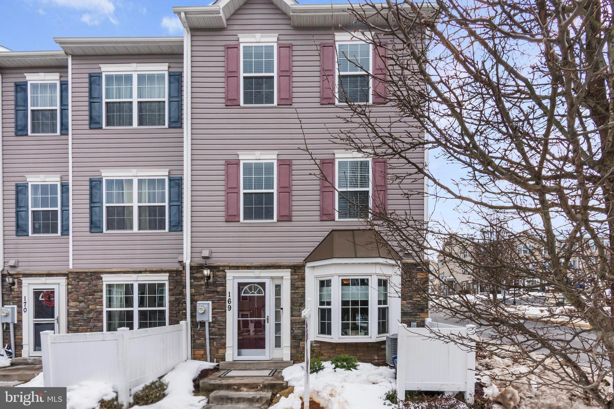 RESERVOIR RIDGE - Residential