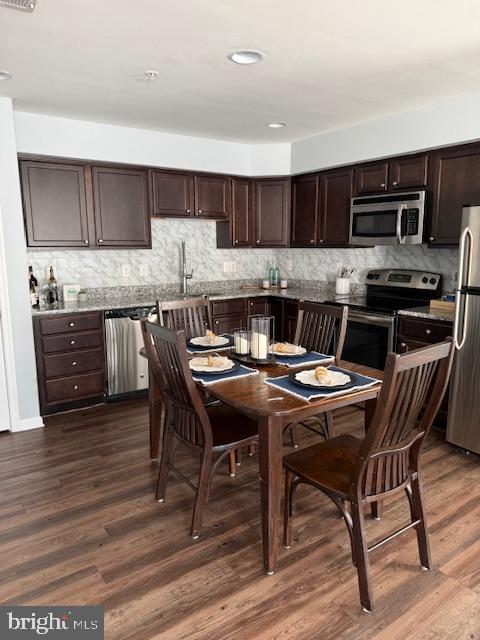 RESERVOIR RIDGE - Residential