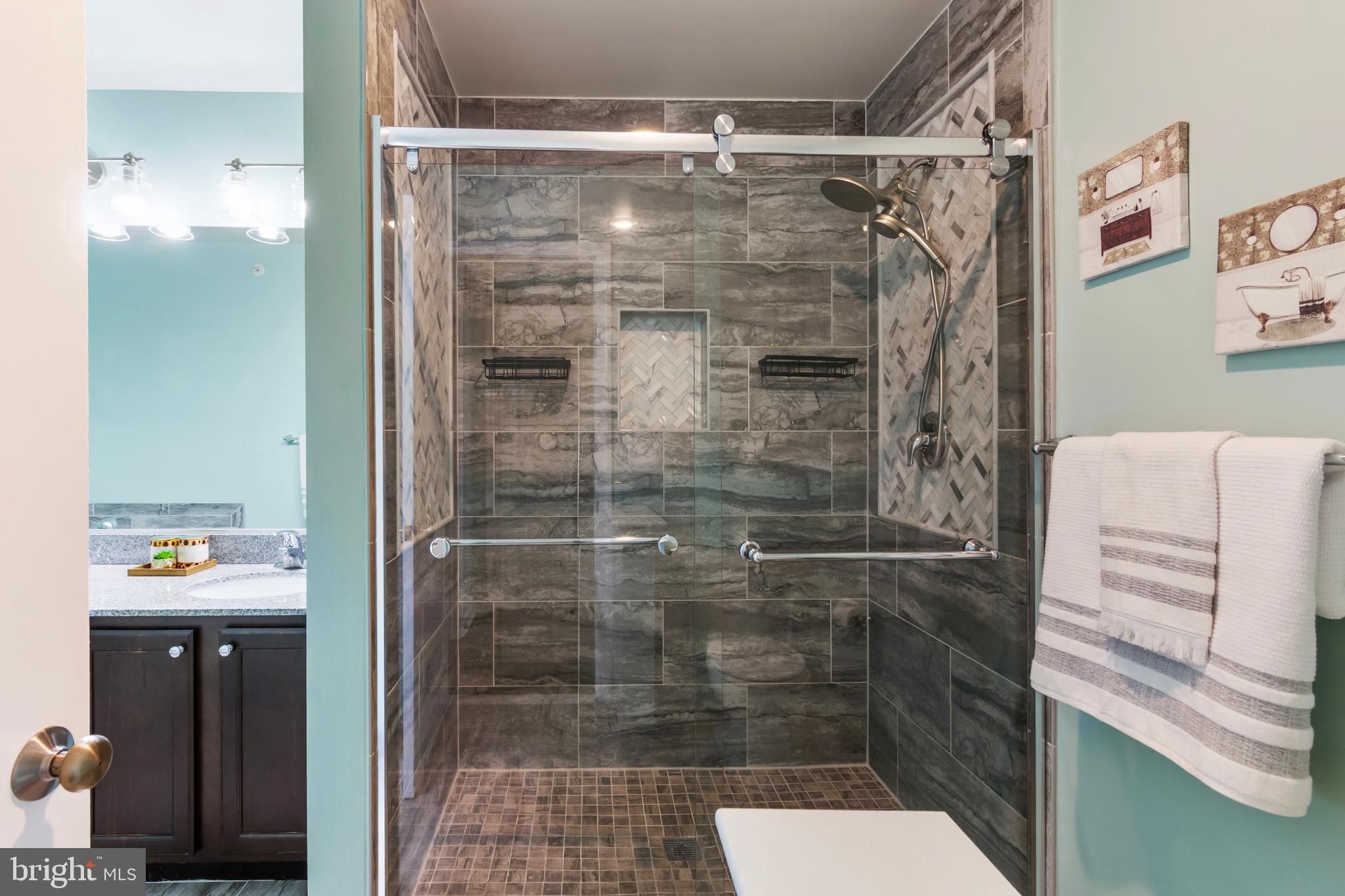 RESERVOIR RIDGE - Residential