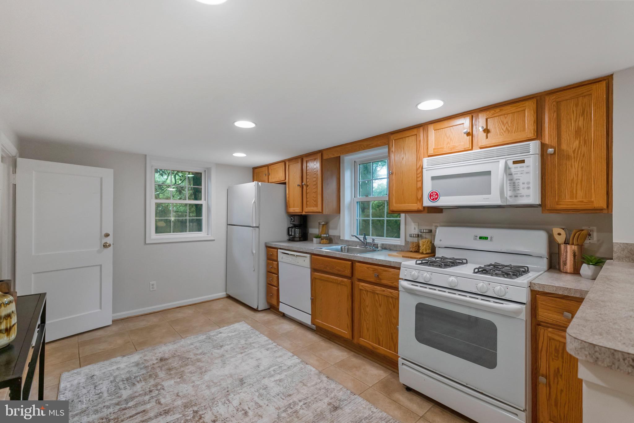 HILLWOOD - Residential