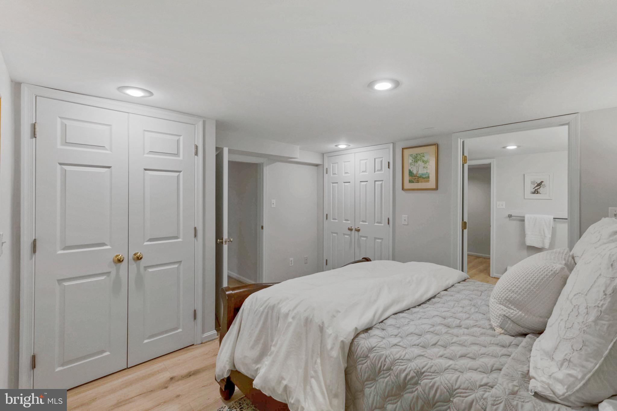 HILLWOOD - Residential