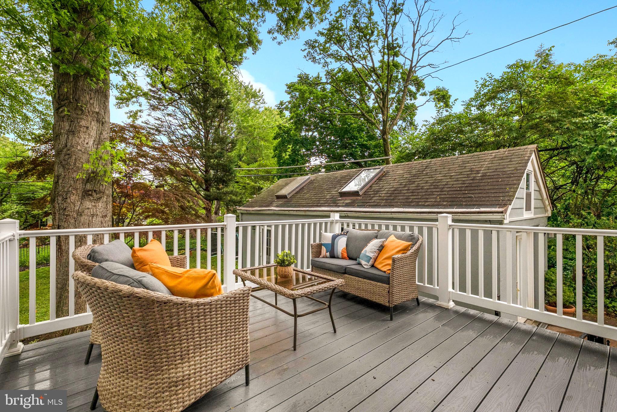 HILLWOOD - Residential
