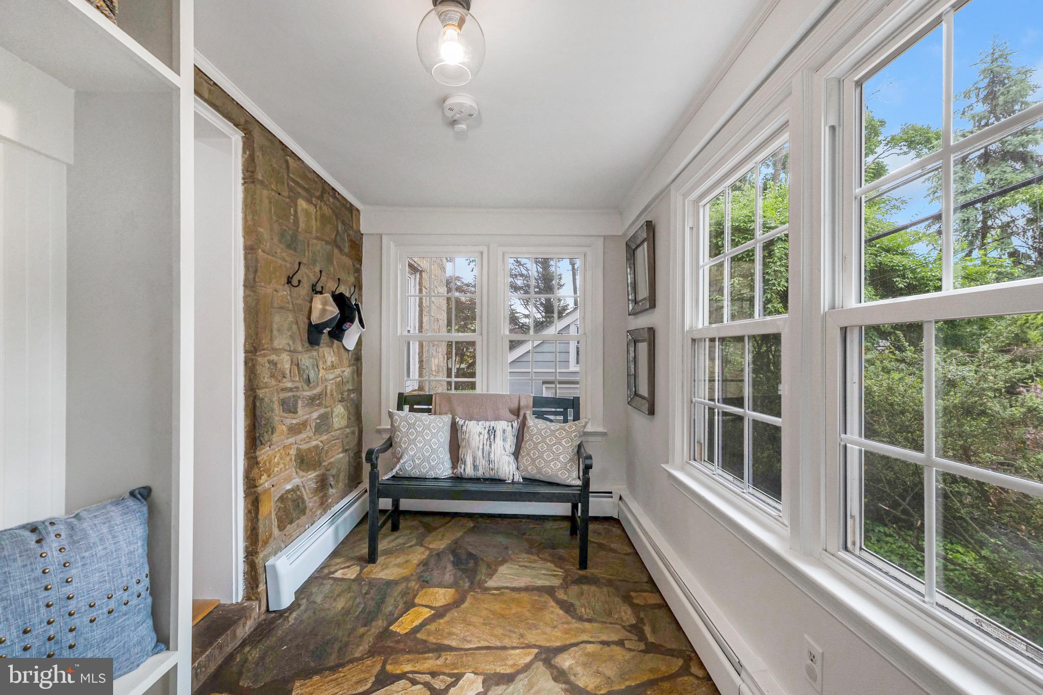 HILLWOOD - Residential