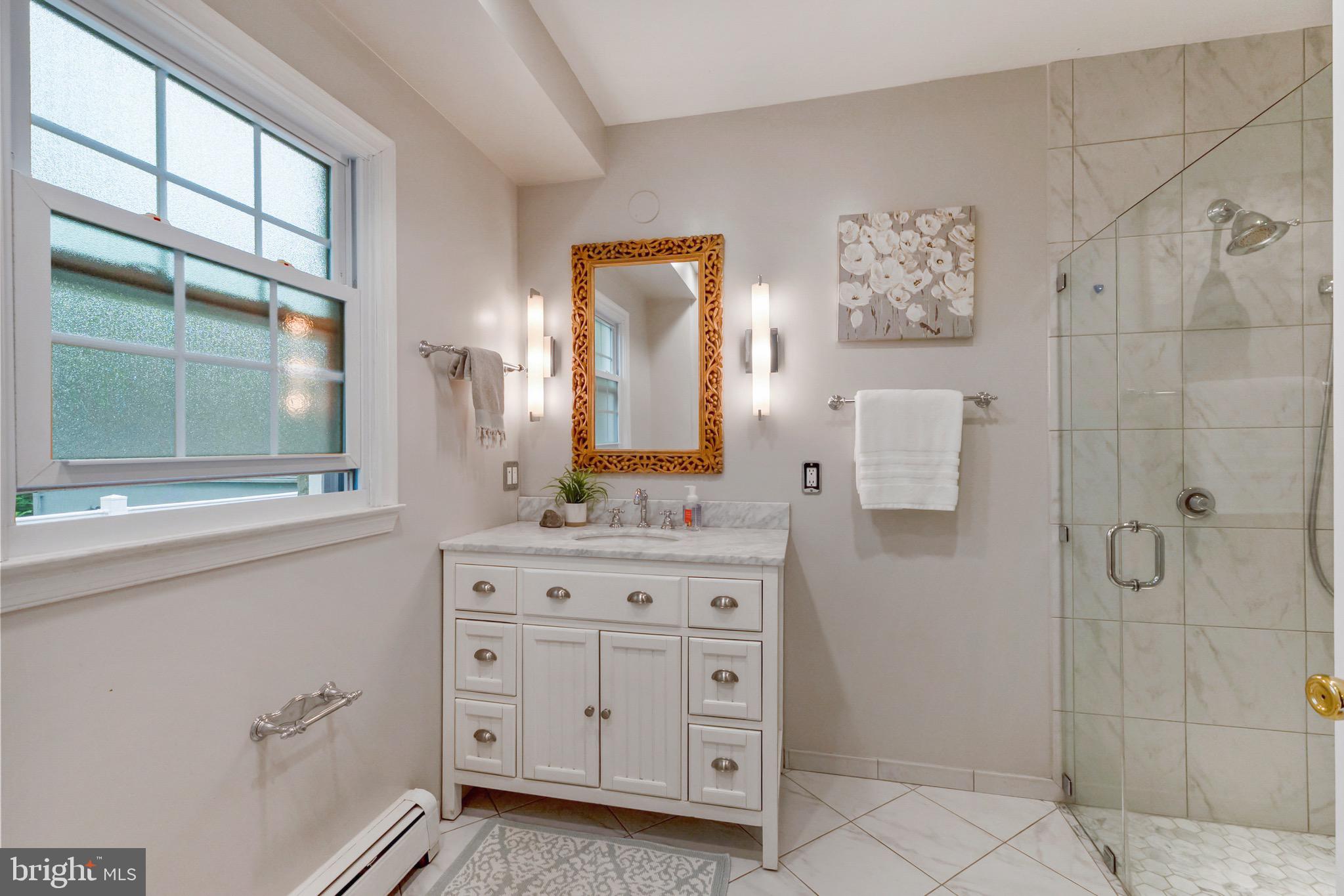HILLWOOD - Residential