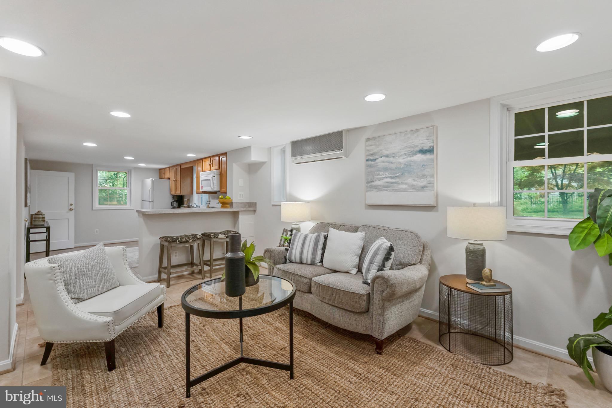 HILLWOOD - Residential