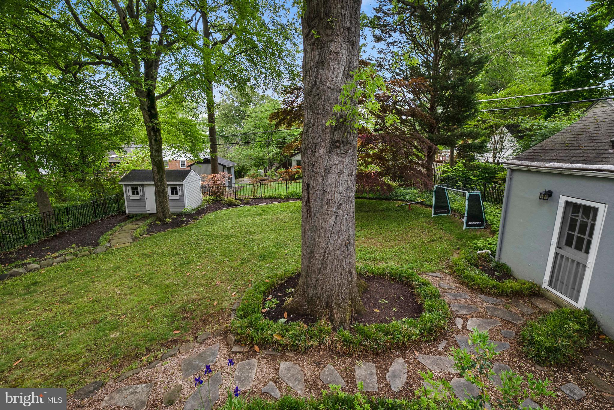 HILLWOOD - Residential