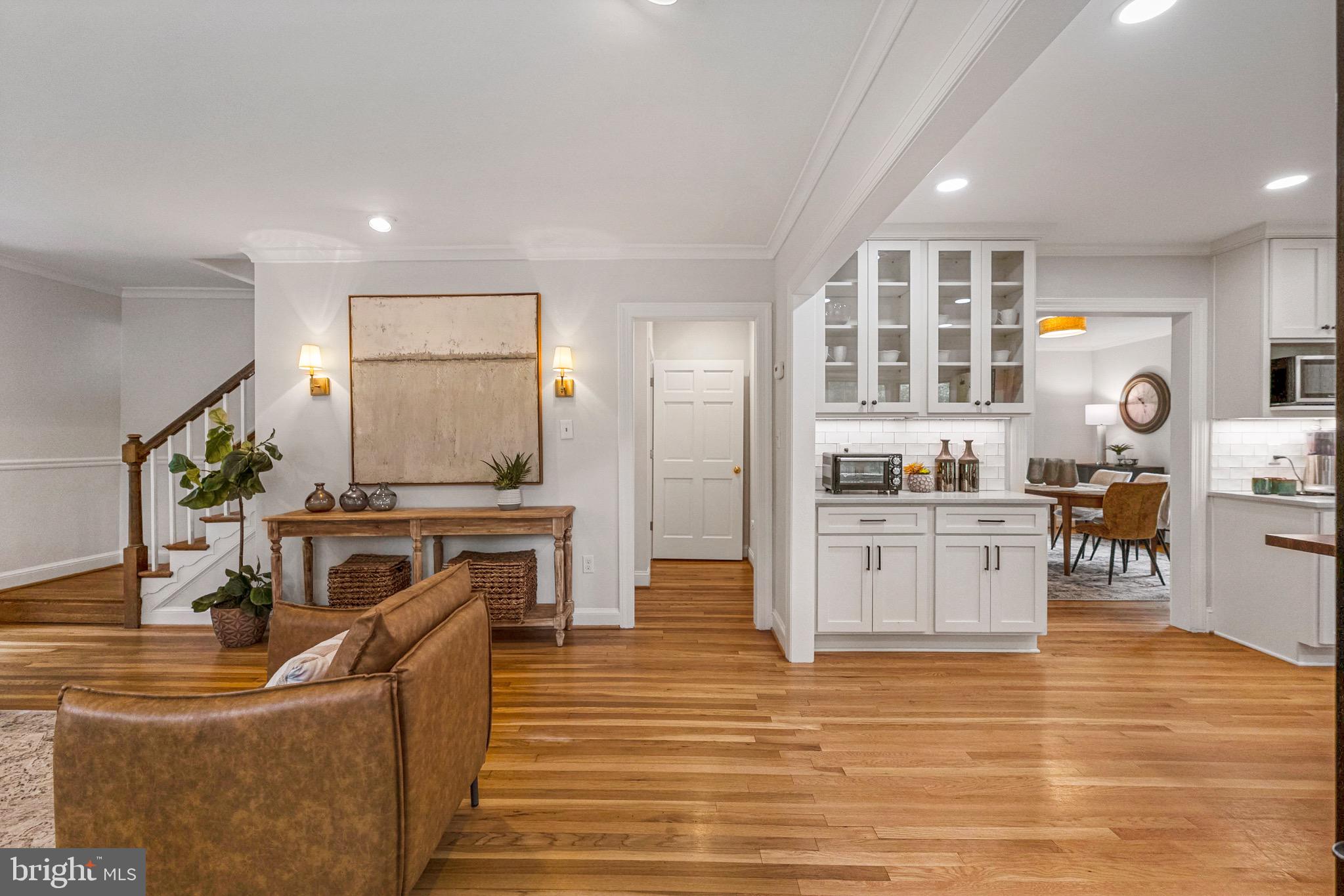 HILLWOOD - Residential