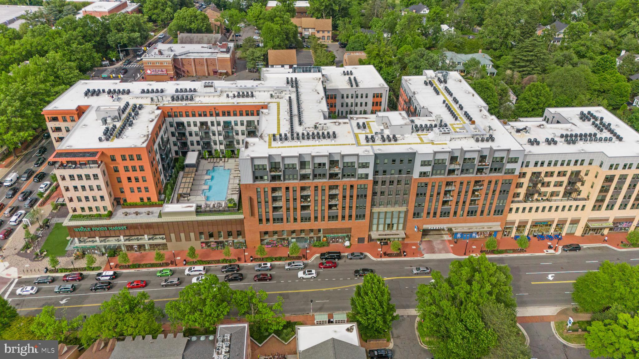 HILLWOOD - Residential