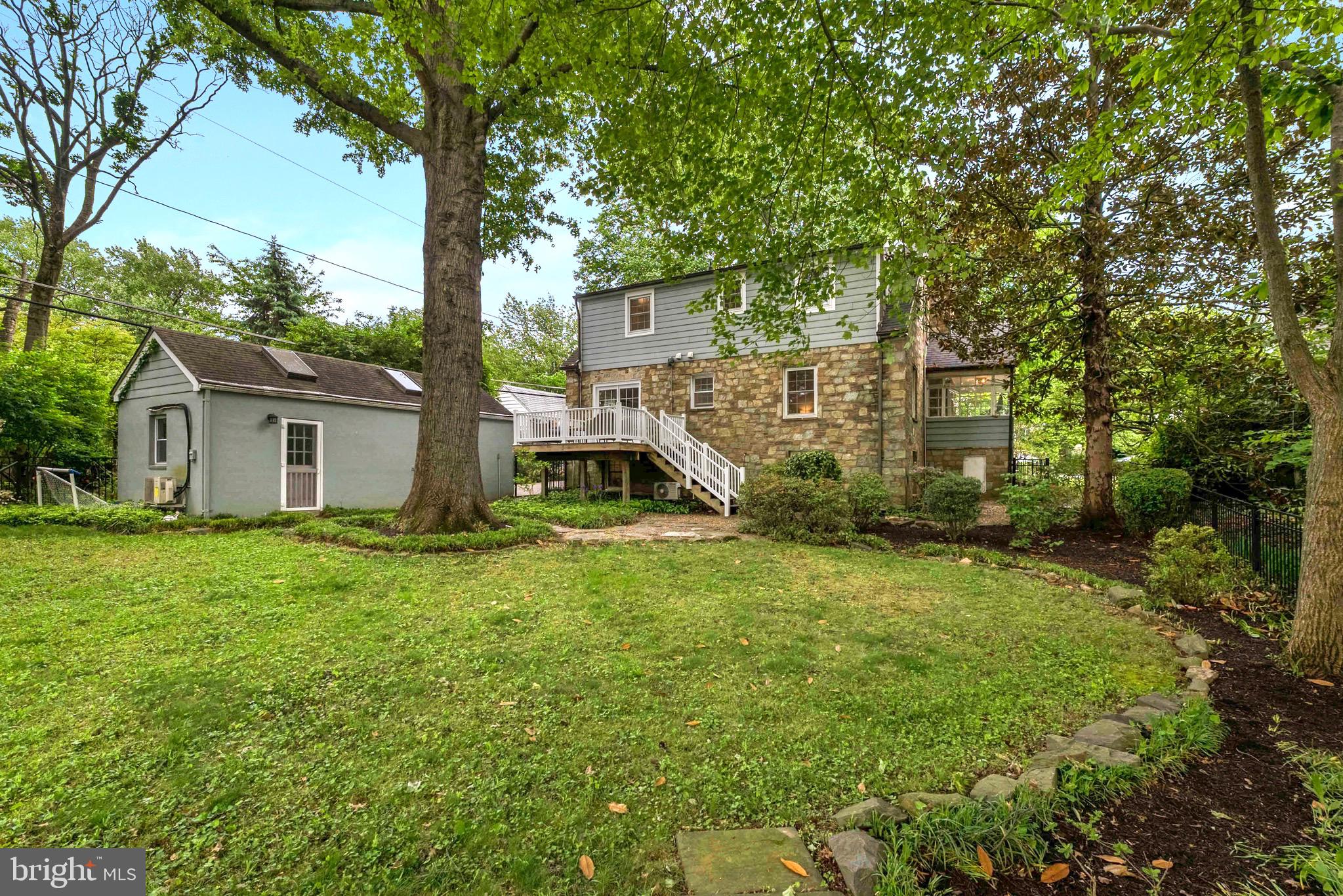 HILLWOOD - Residential
