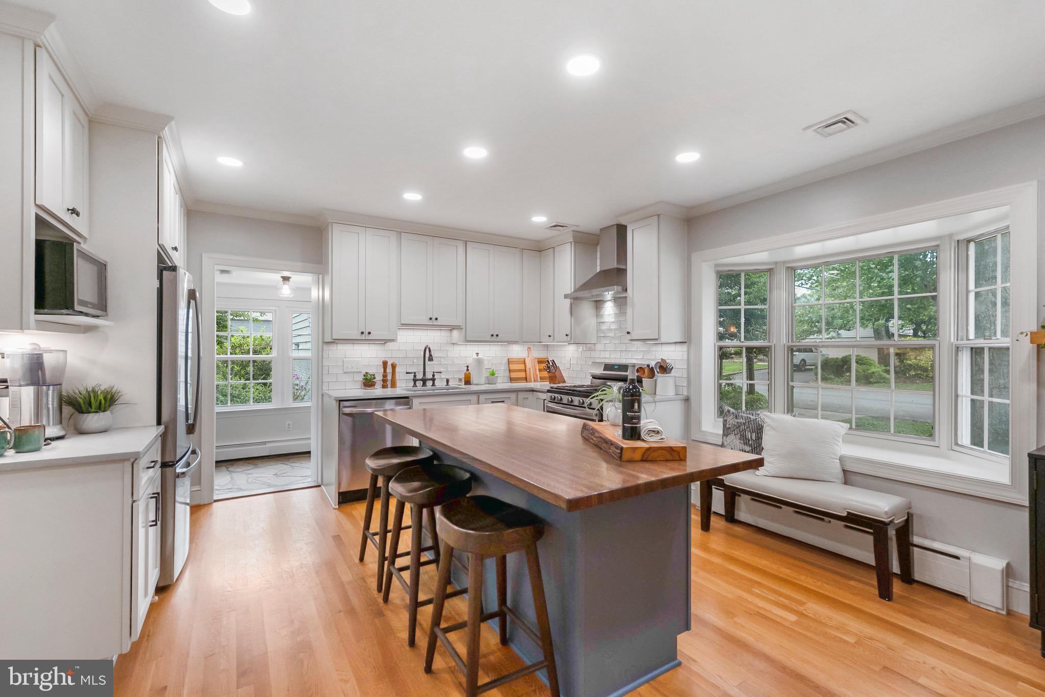HILLWOOD - Residential