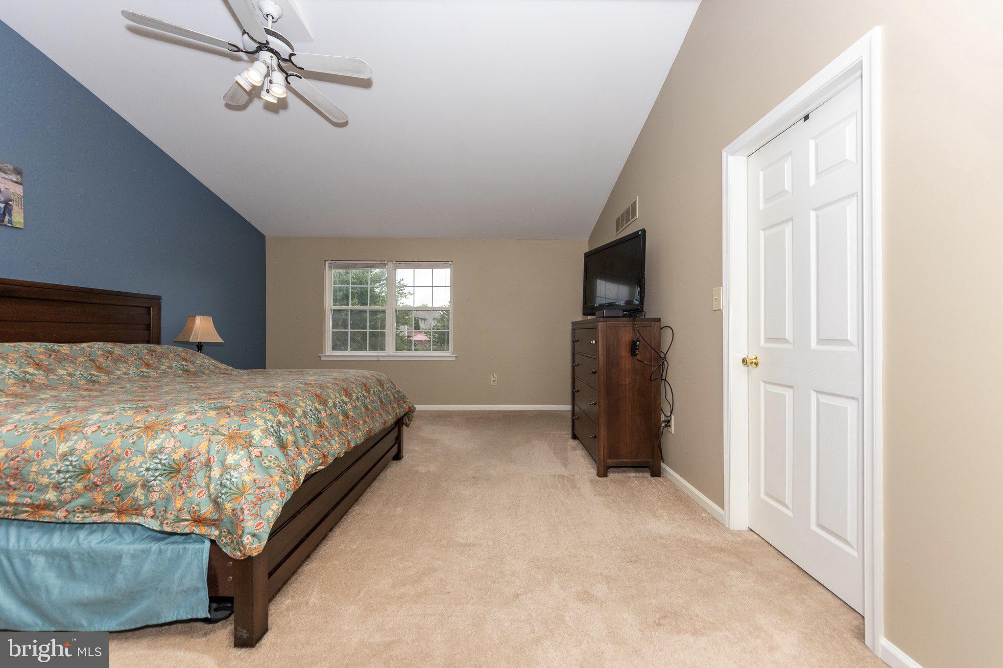 MONTGOMERY MEADOWS - Residential