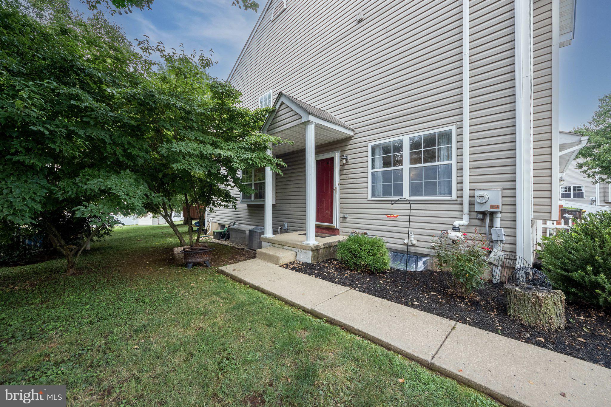 MONTGOMERY MEADOWS - Residential