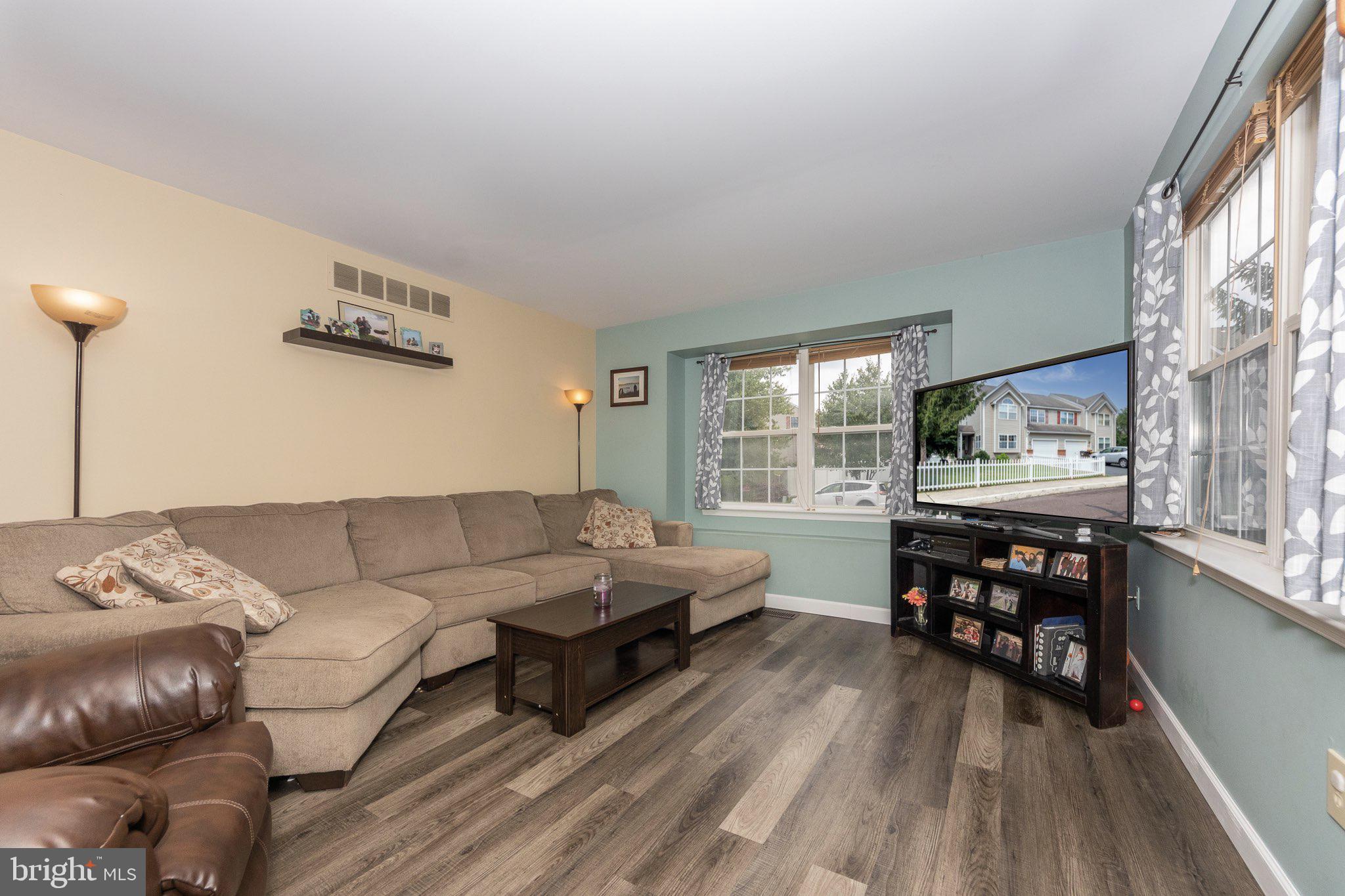 MONTGOMERY MEADOWS - Residential