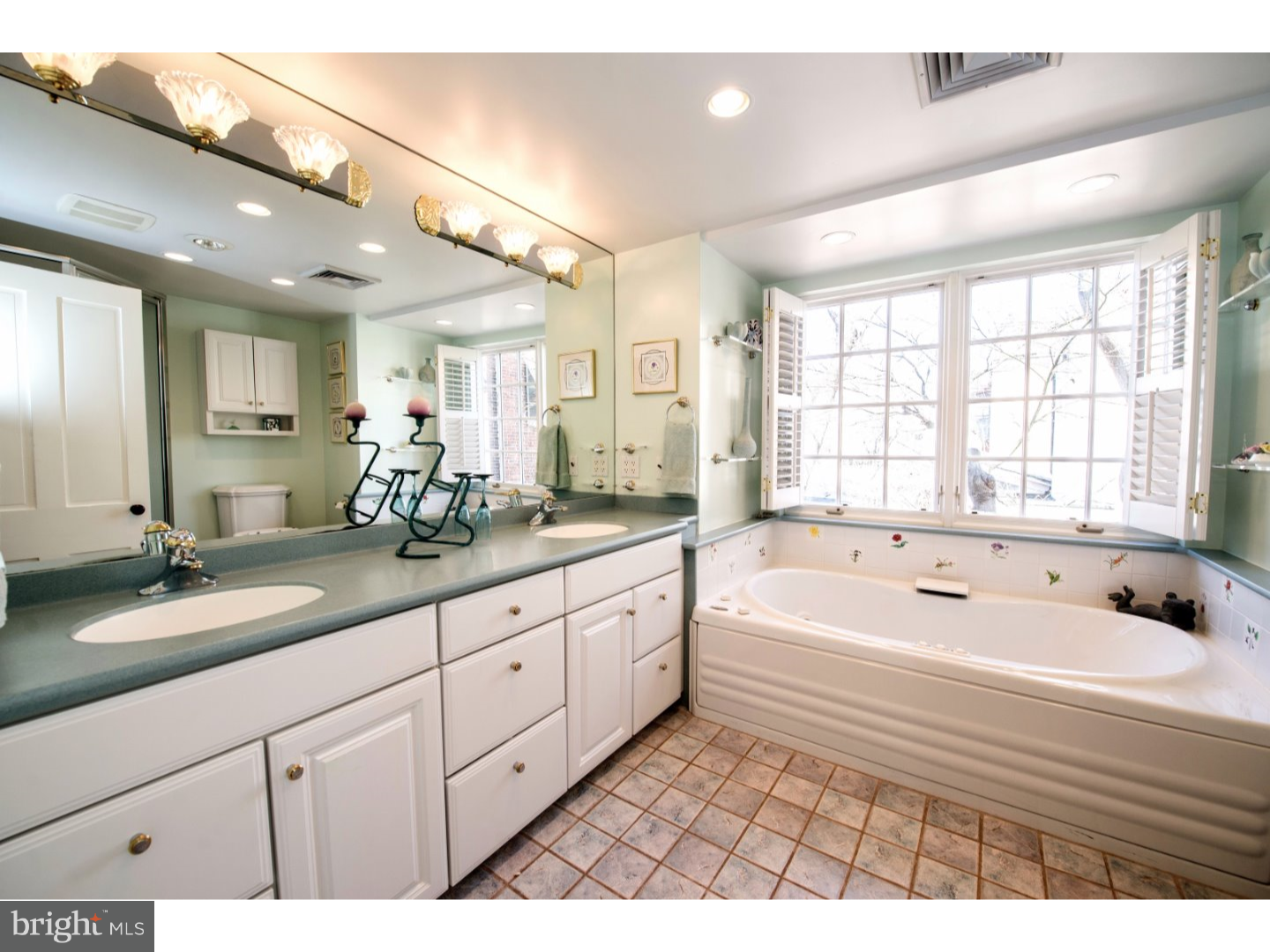 SOCIETY HILL - Residential