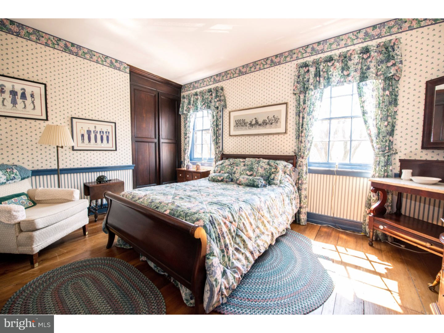 SOCIETY HILL - Residential