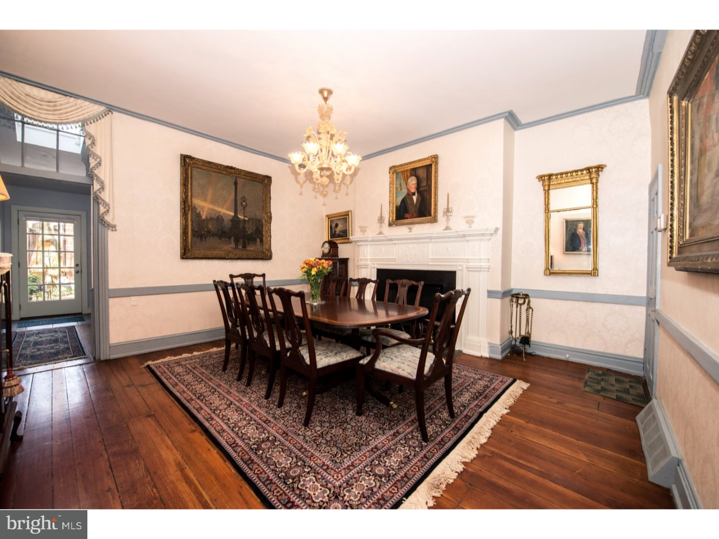 SOCIETY HILL - Residential