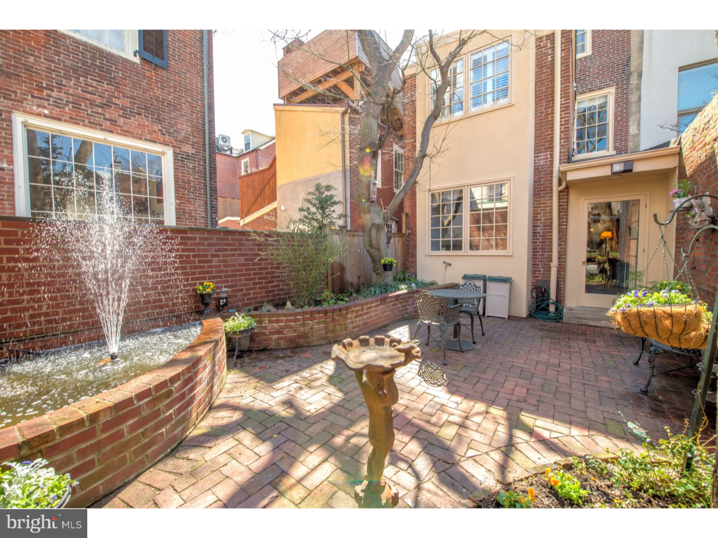 SOCIETY HILL - Residential