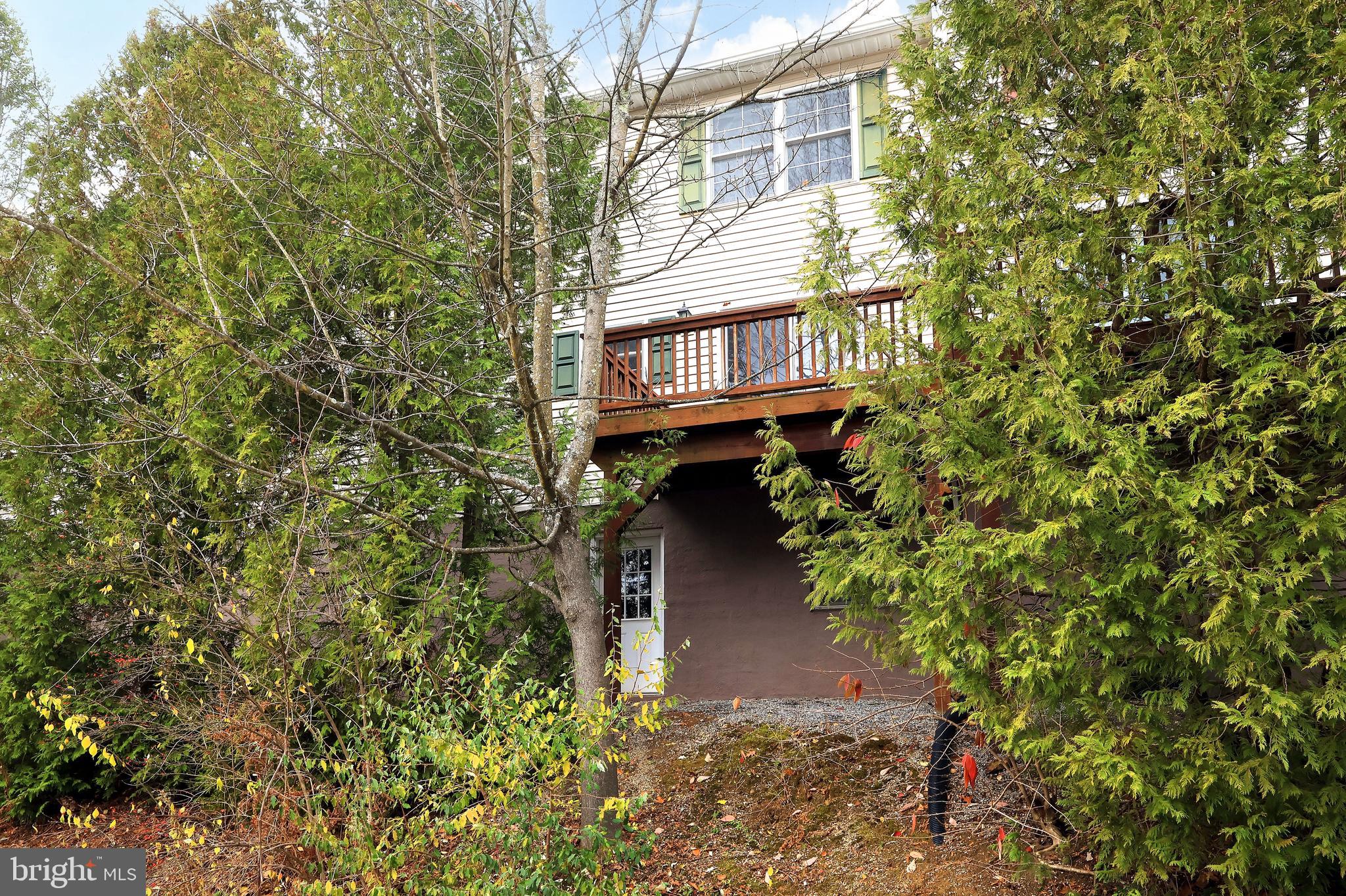 STONE MANOR - Residential