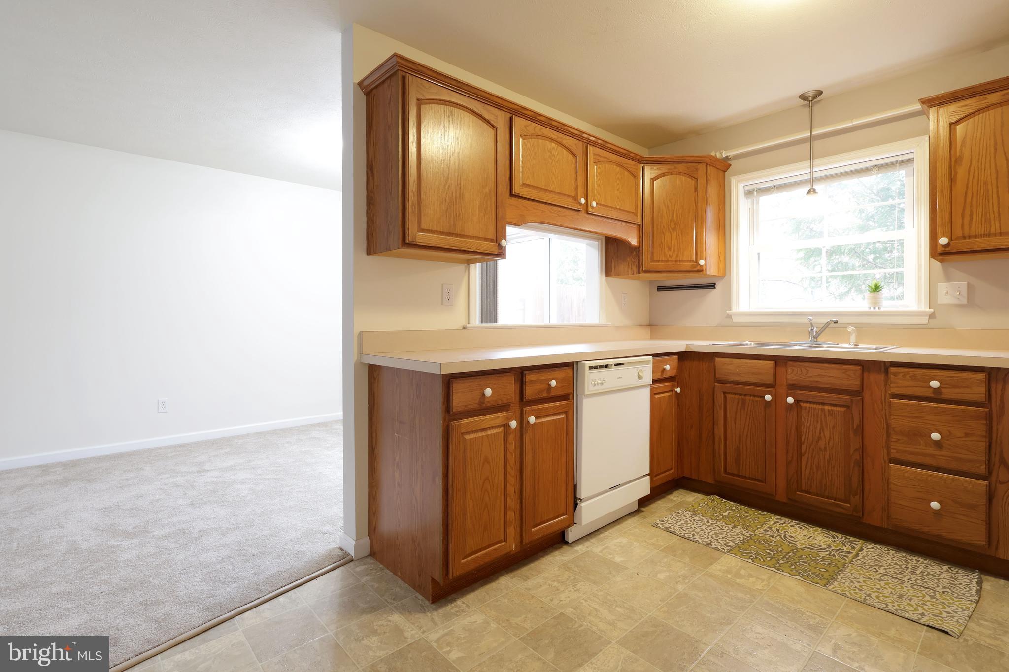 STONE MANOR - Residential