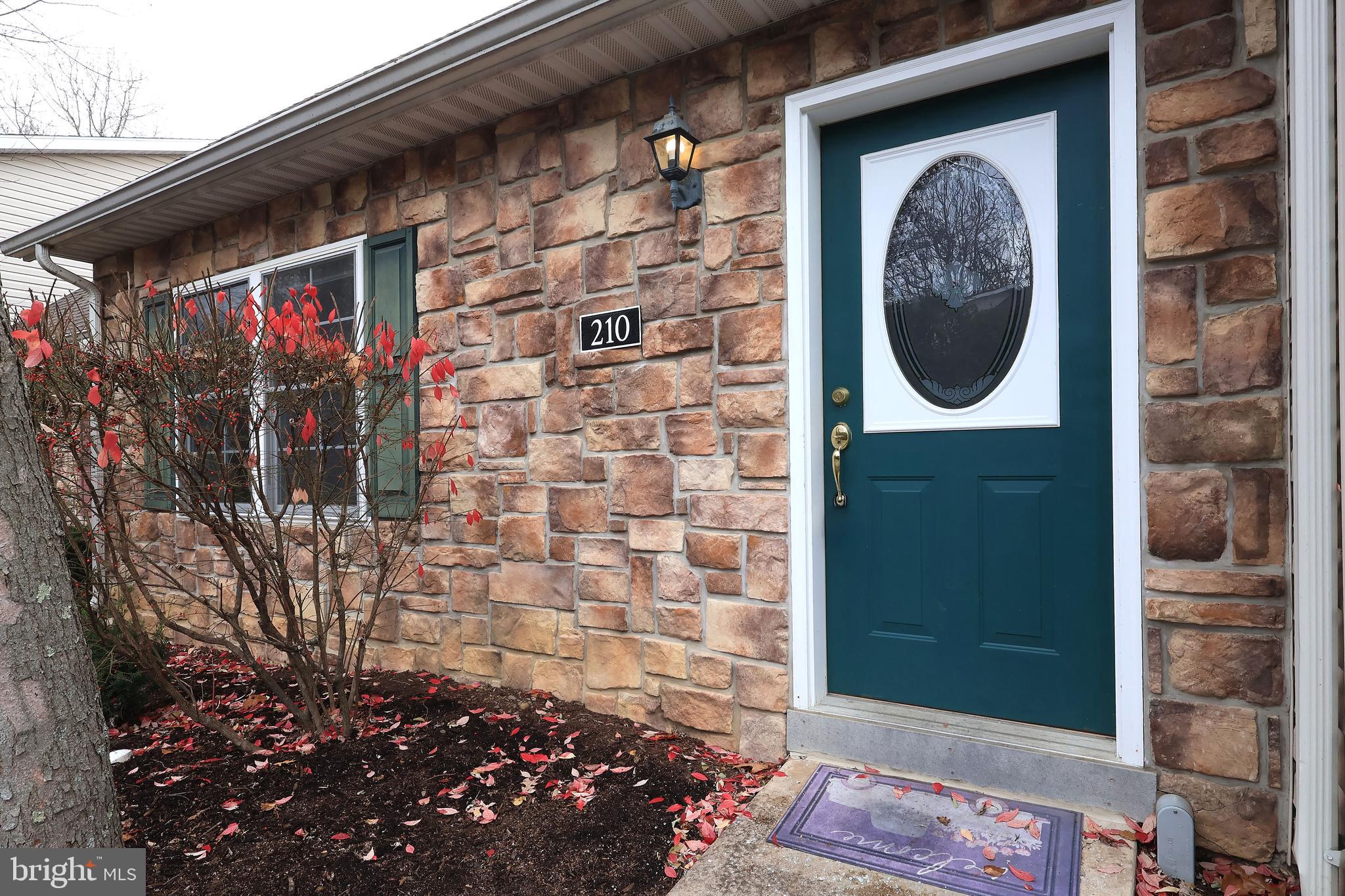 STONE MANOR - Residential