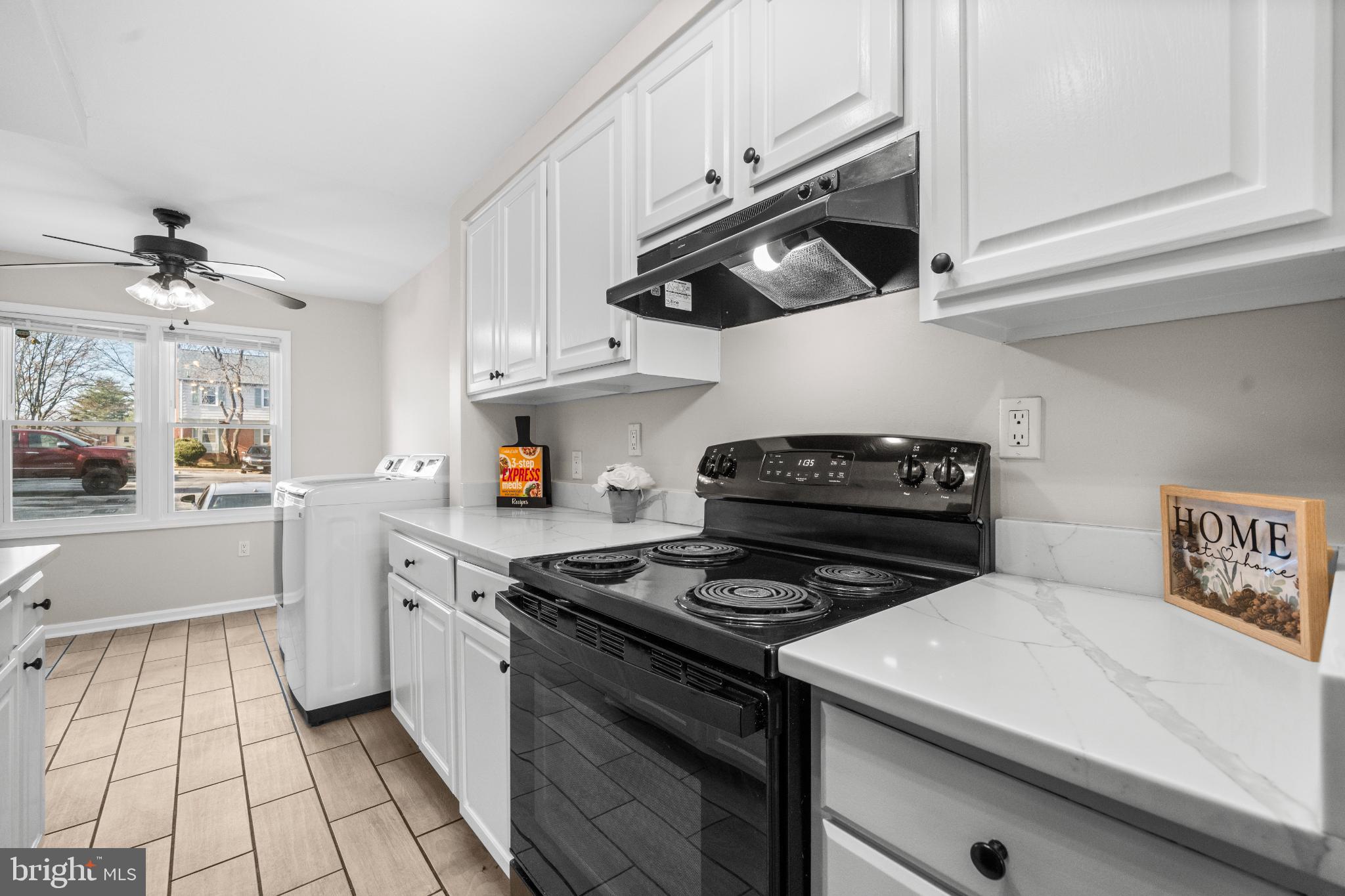 HILLCREST TOWNE - Residential