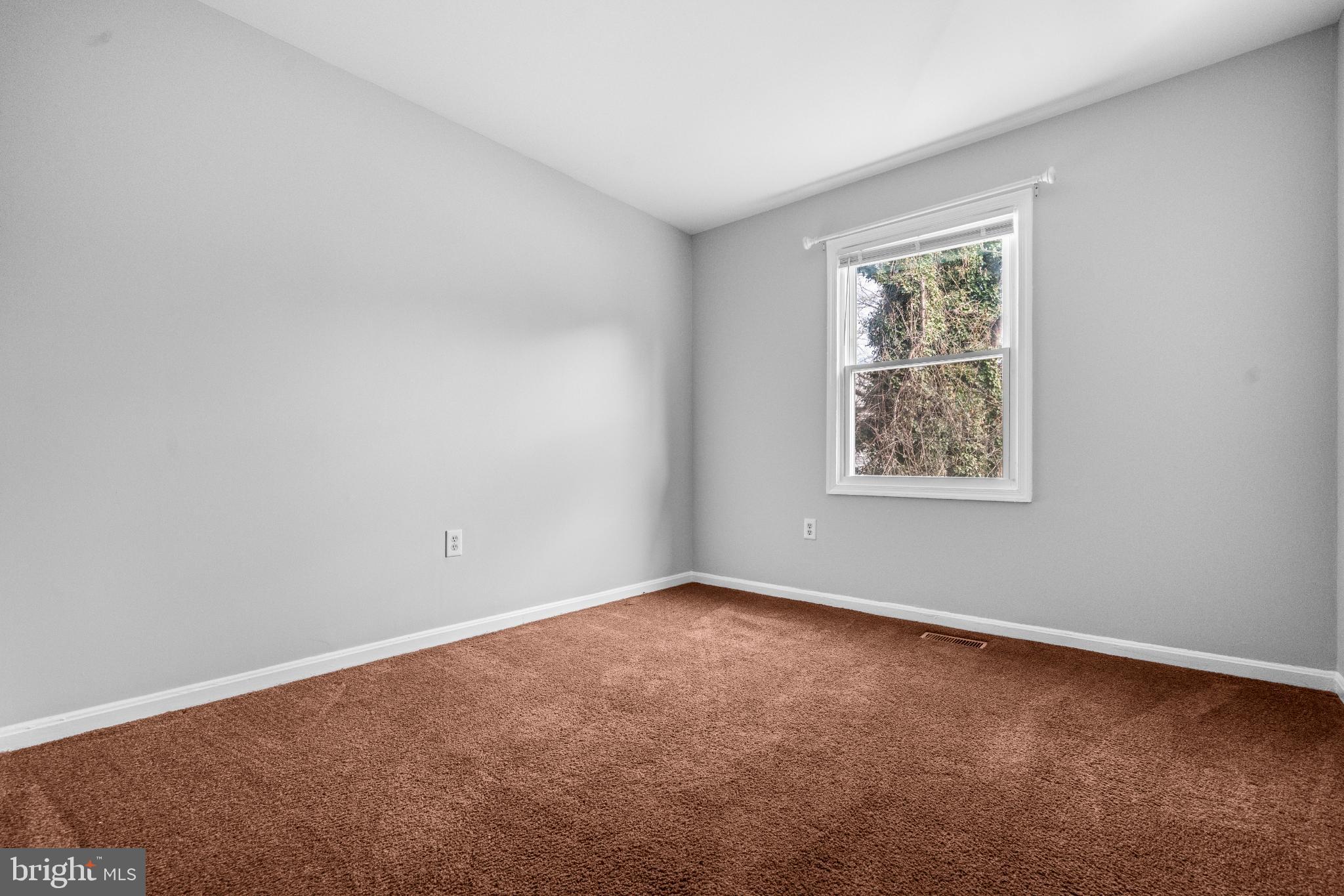 HILLCREST TOWNE - Residential