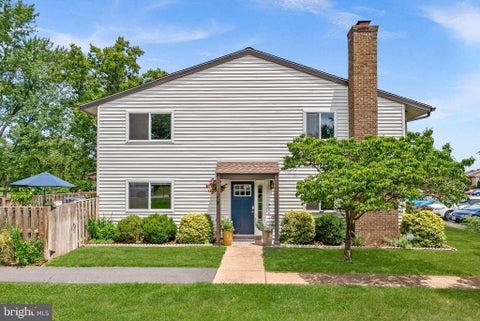 Photo of 119 N Cottage Road N, STERLING, VA 20164 (MLS # VALO2129236)