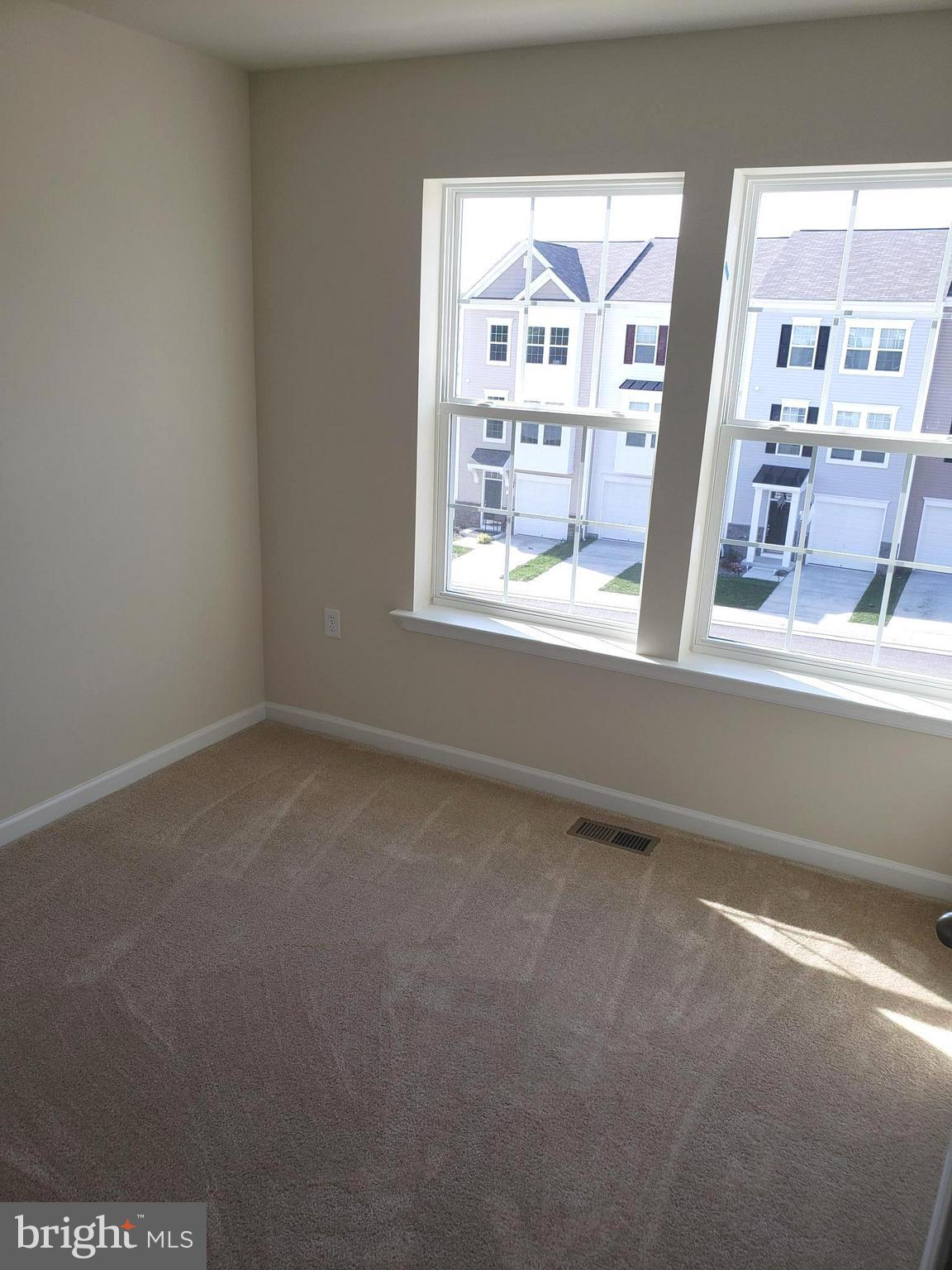 RIVERSIDE VILLAGES - Residential