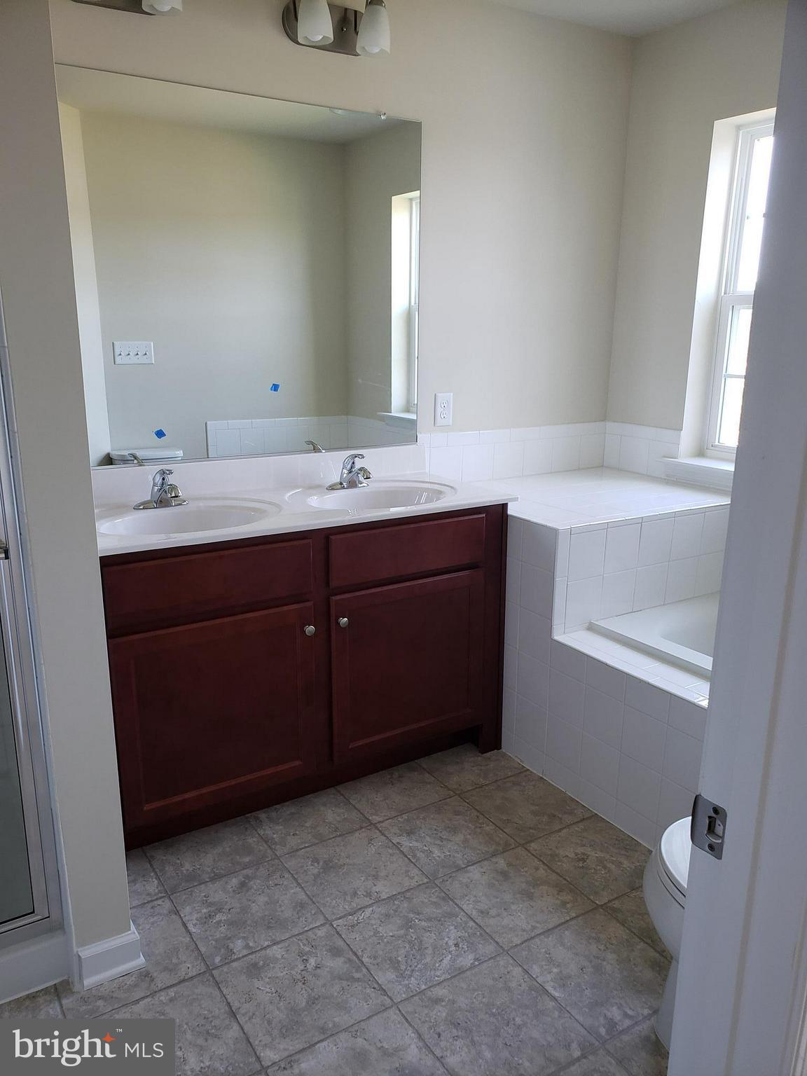 RIVERSIDE VILLAGES - Residential