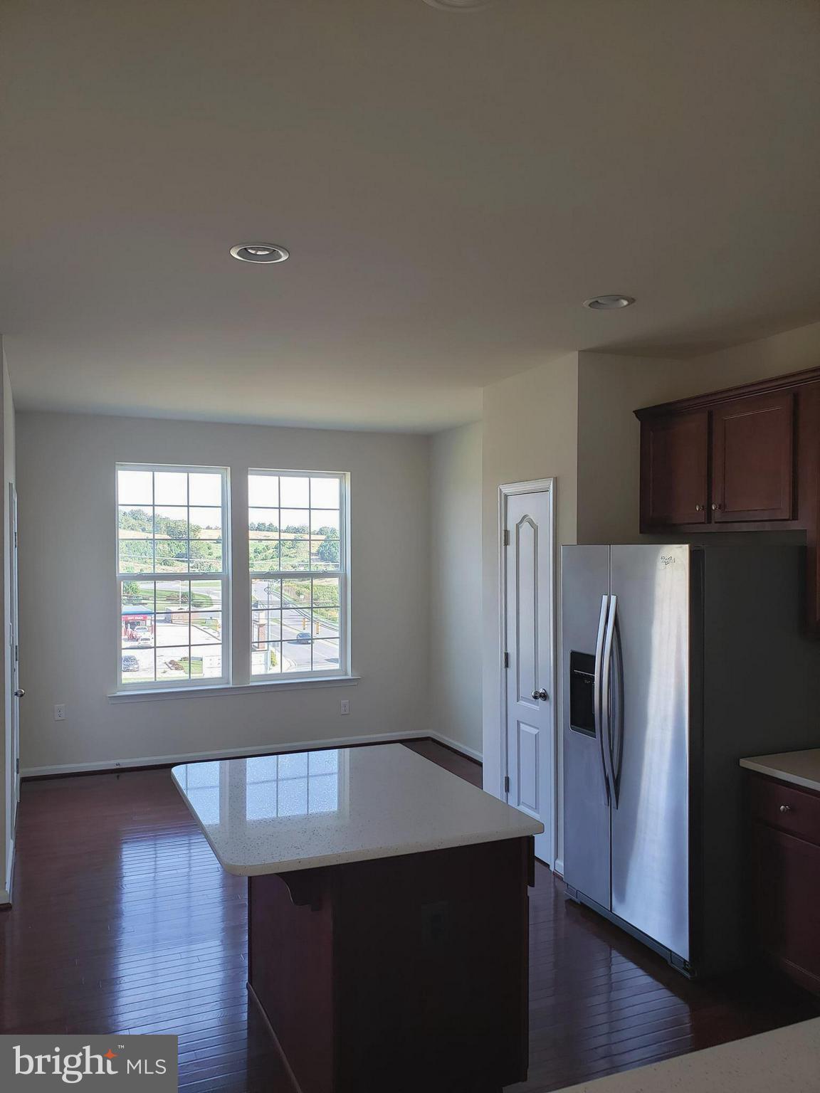 RIVERSIDE VILLAGES - Residential